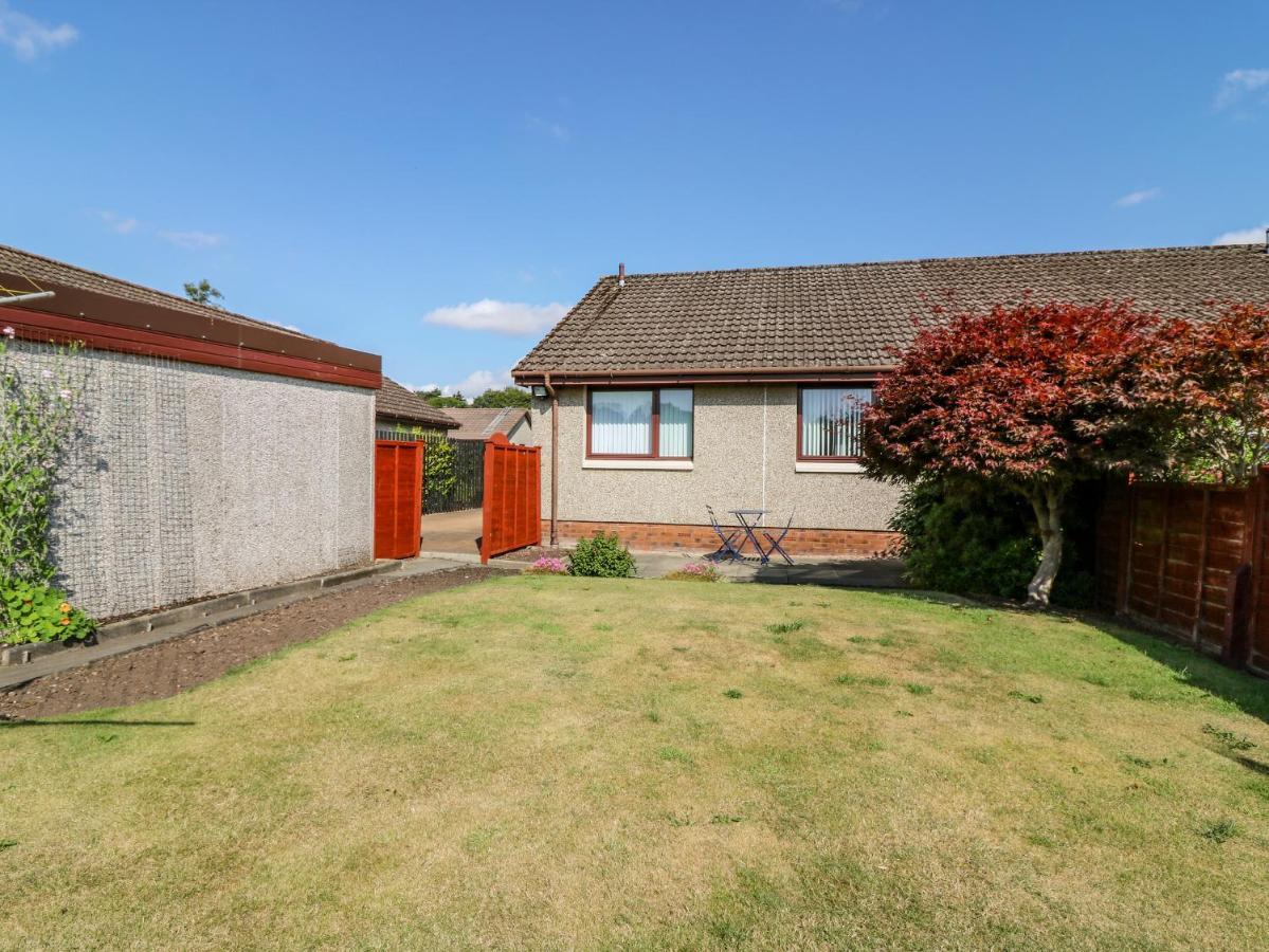 Villa 48 Edenbank Road Cupar Exterior foto